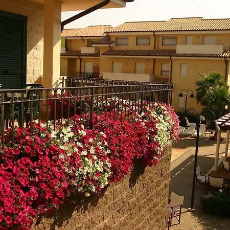 Tortorella Resort 3*