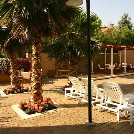 Resort Tortorella 3*