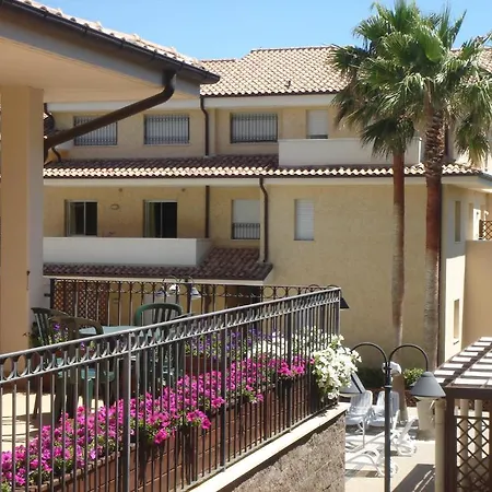 Tortorella Resort 3*