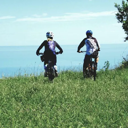 منتجع Tortorella