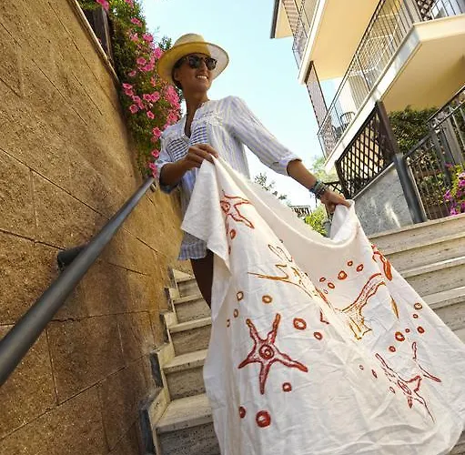 Tortorella Resort 3*