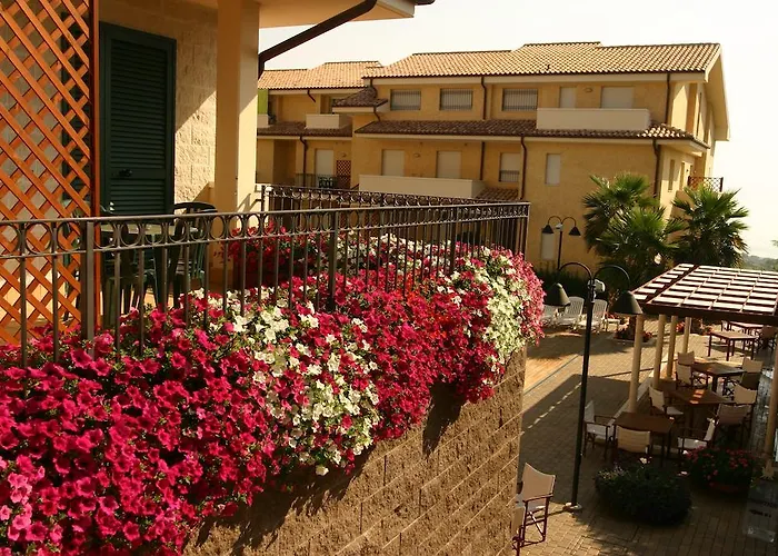 Tortorella Resort 3*