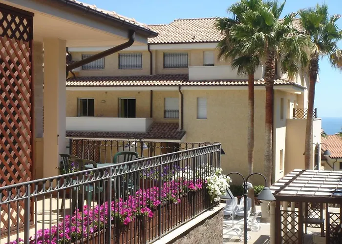 Tortorella Resort 3*