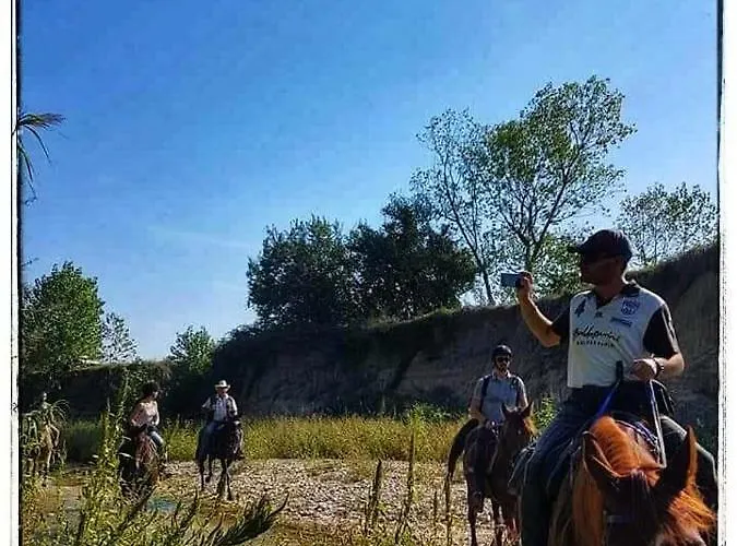 Tortorella Resort 3*